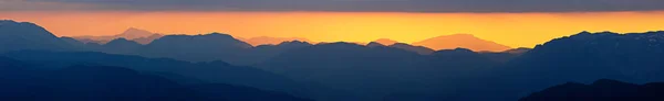 Malerischer Blick Auf Die Schöne Alpenlandschaft — Stockfoto