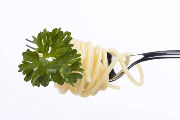 Spaghetti Und Petersilie Auf Einer Gabel — Stockfoto