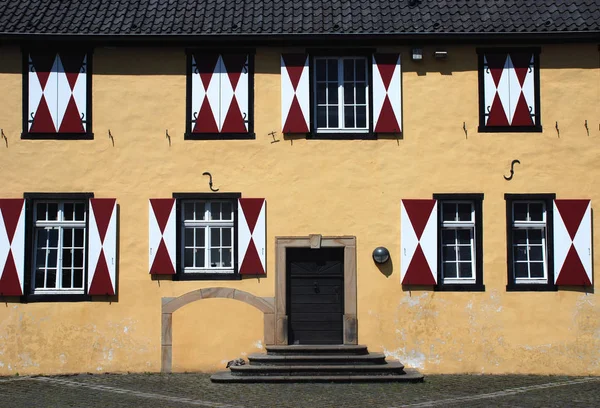 Einladende Fassade Zonen Rhein — Stockfoto