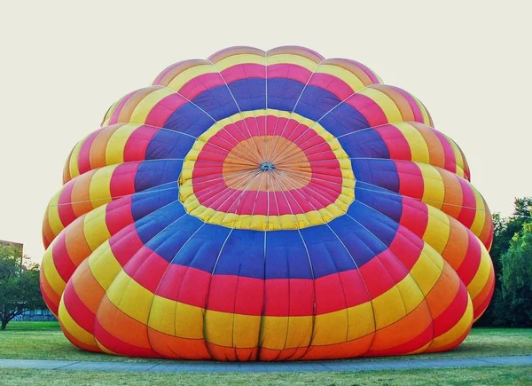 Αερόστατο Στο Έδαφος Πριν Από Την Έναρξη — Φωτογραφία Αρχείου