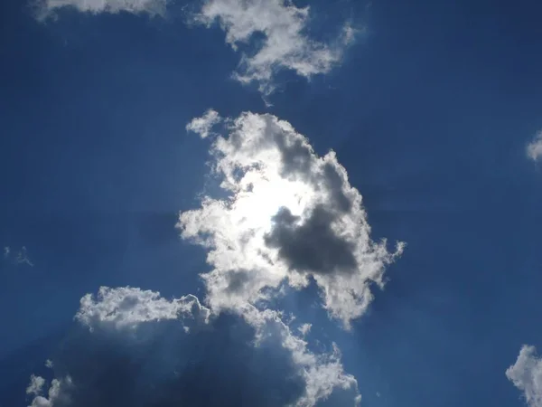 Nuvens Com Céu — Fotografia de Stock