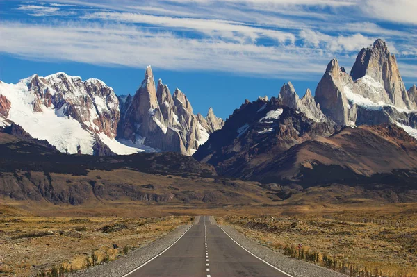 Fitz Roy Felé Vezető Úton — Stock Fotó