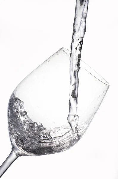 Taça Vinho Com Água Mineral — Fotografia de Stock