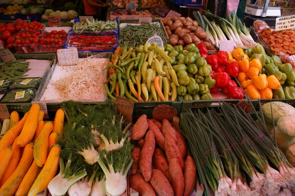 Barraca Legumes Mercado — Fotografia de Stock