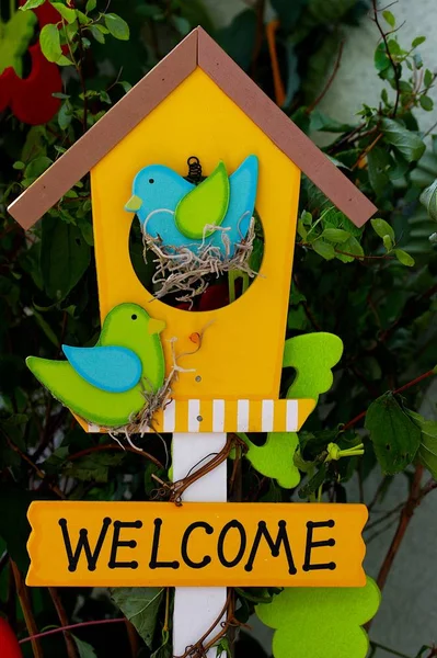 Welkomstbord Met Vogels — Stockfoto