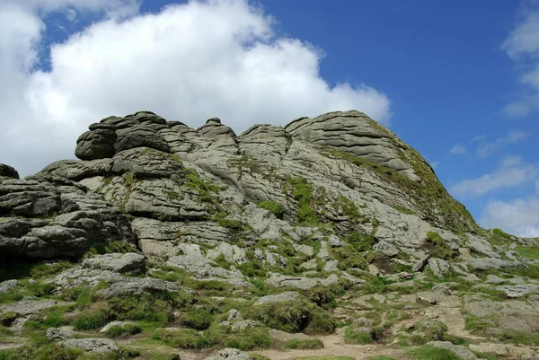 Una Altura 457M Las Rocas Del Haytor Levantan Colina Vista — Foto de Stock