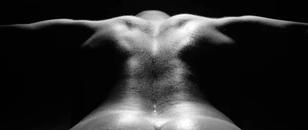 Uomo Muscoloso Con Busto Nudo Sfondo Nero — Foto Stock