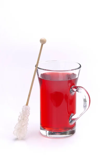 Tasse Tee Mit Roter Rose Auf Weißem Hintergrund — Stockfoto