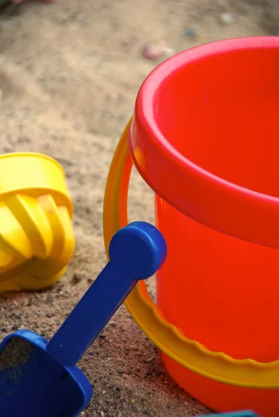 Giocattoli Plastica Gialla Bambini Nel Parco Giochi Giorno — Foto Stock