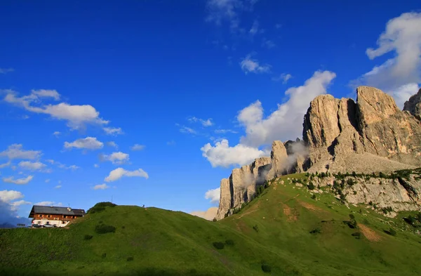 Vista Panoramica Bellissimo Paesaggio Alpino — Foto Stock