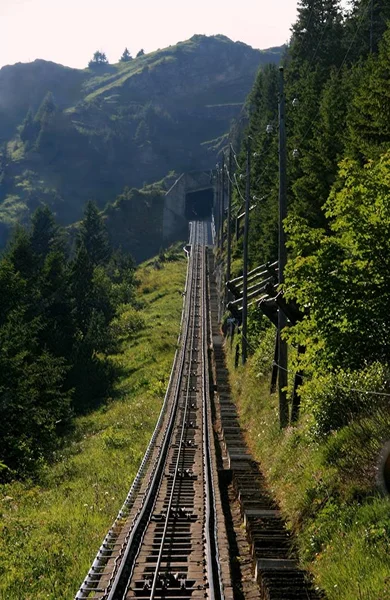 Trilhos Linha Trem Vazios Chão — Fotografia de Stock