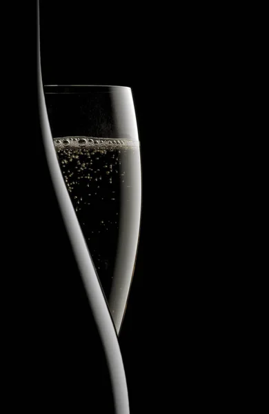 シャンパンボトルとグラス — ストック写真