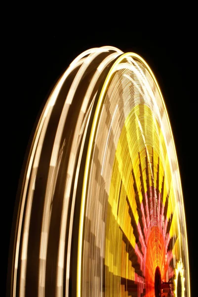 Riesenrad Karussell Freizeitpark — Stockfoto