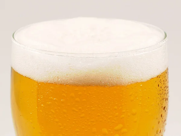 Espuma Cerveza Aislada Sobre Fondo Blanco — Foto de Stock