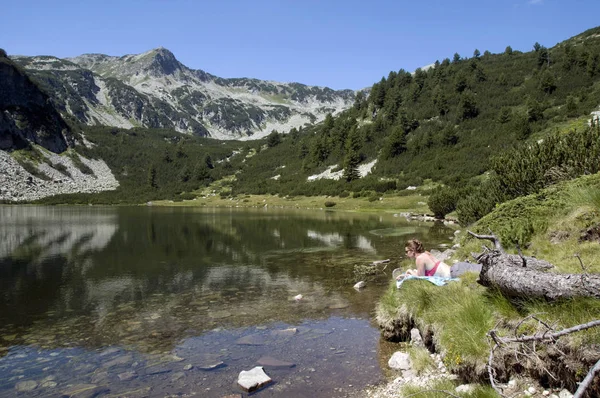 Panoramisch Uitzicht Prachtig Landschap Met Bergketen — Stockfoto