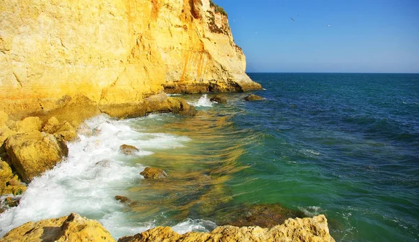 Acqua Verde Rocce Dell Algarve — Foto Stock