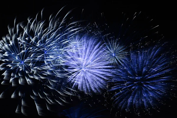 Feiertagsfeuerwerk Explosion Nachthimmel Feier — Stockfoto