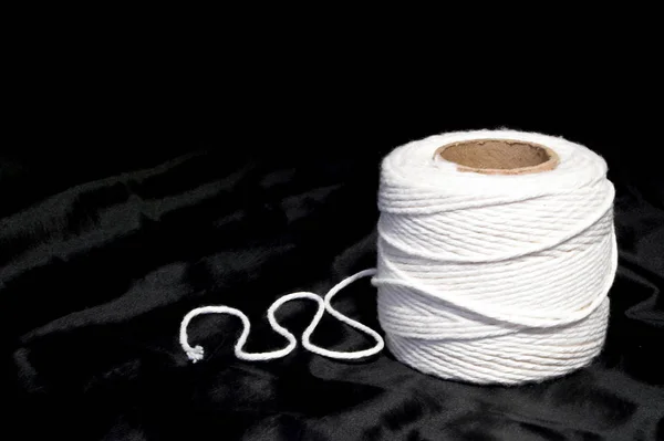 线纱手工制作的材料 — 图库照片