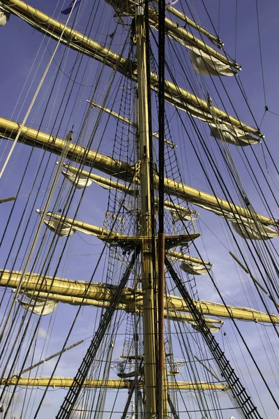 Mast Eines Segelschiffs Hafen Von Barcelona — Stockfoto