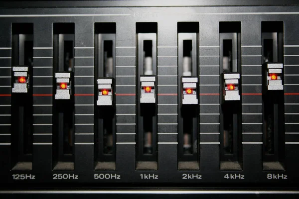 Звуковой Эквалайзер Аудио Миксер — стоковое фото