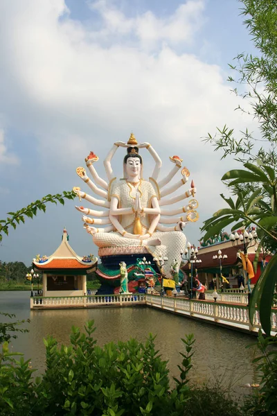Buddha Bianco Wat Pai Laem Tempio — Foto Stock