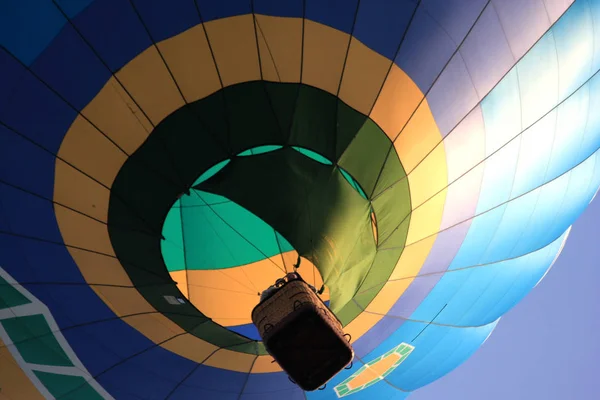 Globo Aire Caliente Transporte Aéreo —  Fotos de Stock