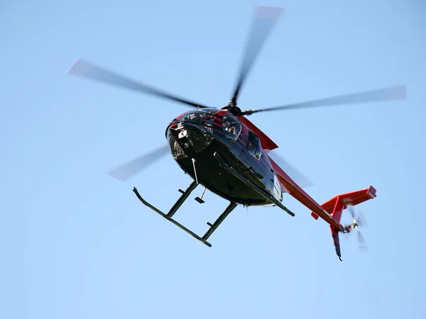 Helikopter Lecący Niebie — Zdjęcie stockowe