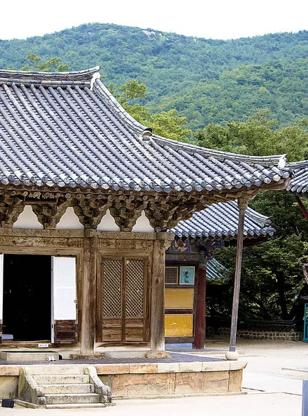 阳山同多萨寺 — 图库照片