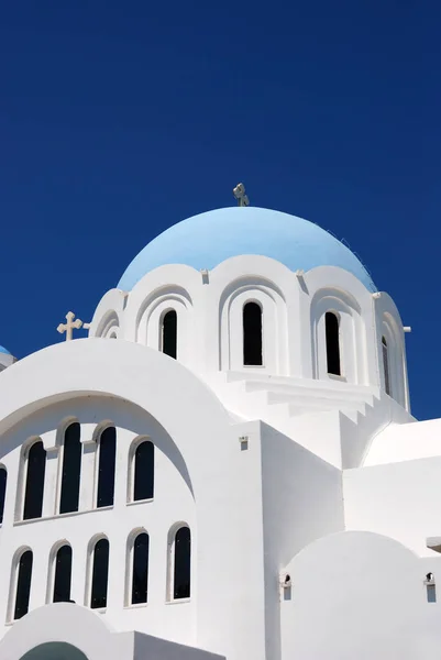 Grekland Vit Kyrka Mot Blå Himmel — Stockfoto