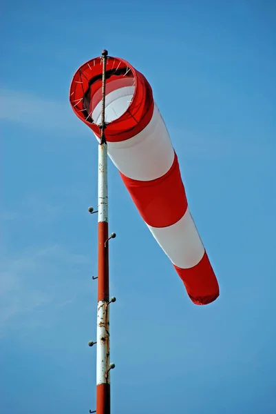 Roter Badewachtturm Strand — Stockfoto