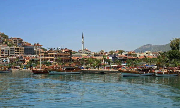 Alanyaはトルコ中央地中海沿岸のリゾートタウンです — ストック写真