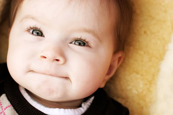 Retrato Close Bebê Bonito — Fotografia de Stock