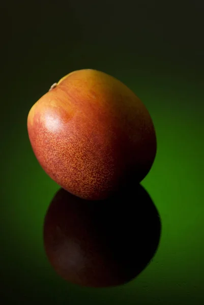 Ripe Mango Black Background — Stock Photo, Image