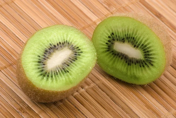 Kiwi Verde Fructe Tropicale — Fotografie, imagine de stoc