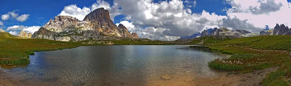 Malowniczy Widok Majestatyczny Krajobraz Dolomitów Włochy — Zdjęcie stockowe