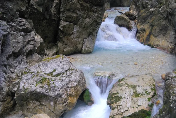 Cachoeira Natureza Floresta Paisagem — Fotografia de Stock