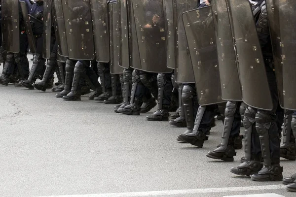 Polizeikräfte Bei Der Demonstration — Stockfoto