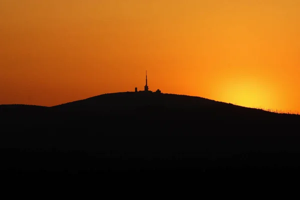 Arrodillado Atardecer —  Fotos de Stock