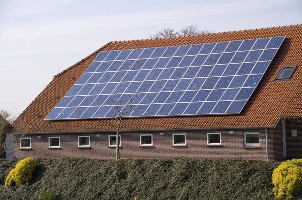 Solenergi Kraftproduktion — Stockfoto
