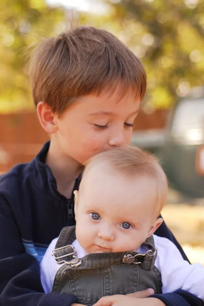 Happy Family Park — Stock Photo, Image