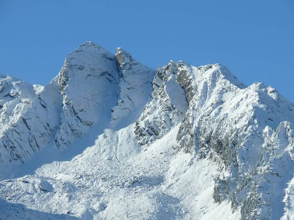 Vue Panoramique Sur Paysage Magnifique Avec Une Chaîne Montagnes — Photo