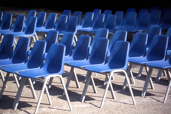 Cadeiras Azuis Uma Fileira — Fotografia de Stock