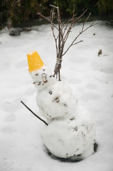 新年の雪だるま 冬はよくなかった — ストック写真