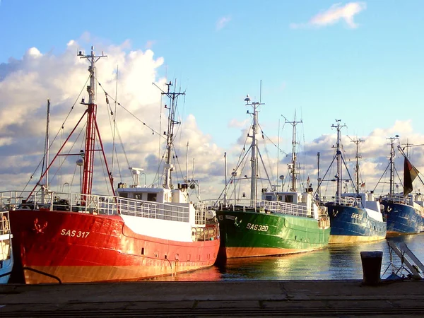 Puerto Sassnitz Rgen Barcos Aguas Marinas — Foto de Stock