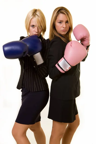 Twee Meisjes Bokshandschoenen — Stockfoto