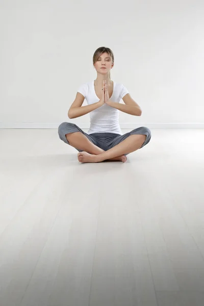 Yoga Levensstijl Gezondheidszorg — Stockfoto