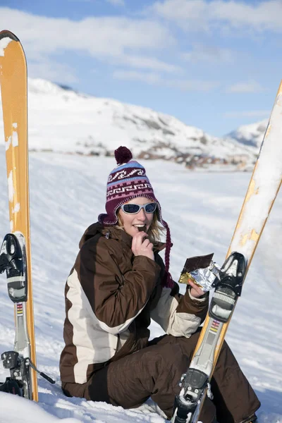 슬로프에서 스키를 — 스톡 사진