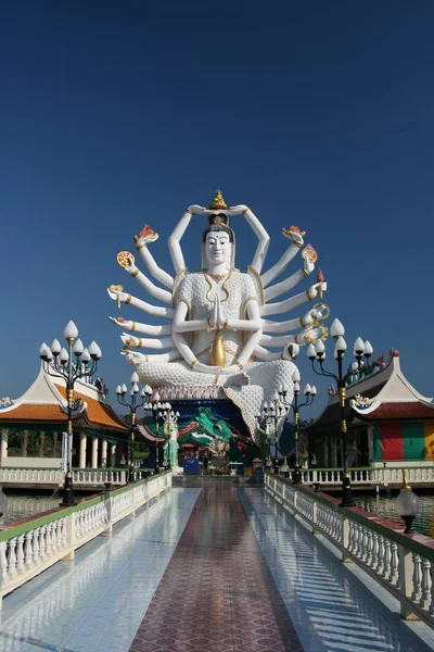 Weg Zum Riesigen Weißen Thailändischen Buddha — Stockfoto