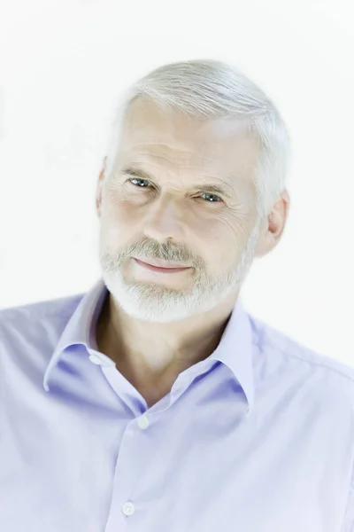 Retrato Del Expresionante Anciano Camisa Azul Sobre Fondo Blanco —  Fotos de Stock