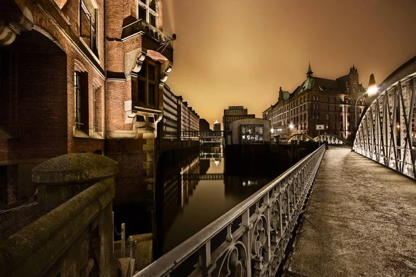 Hamburger Speicherstadt Sat Neos20D Sigma 20Mm Dri — Stock Photo, Image